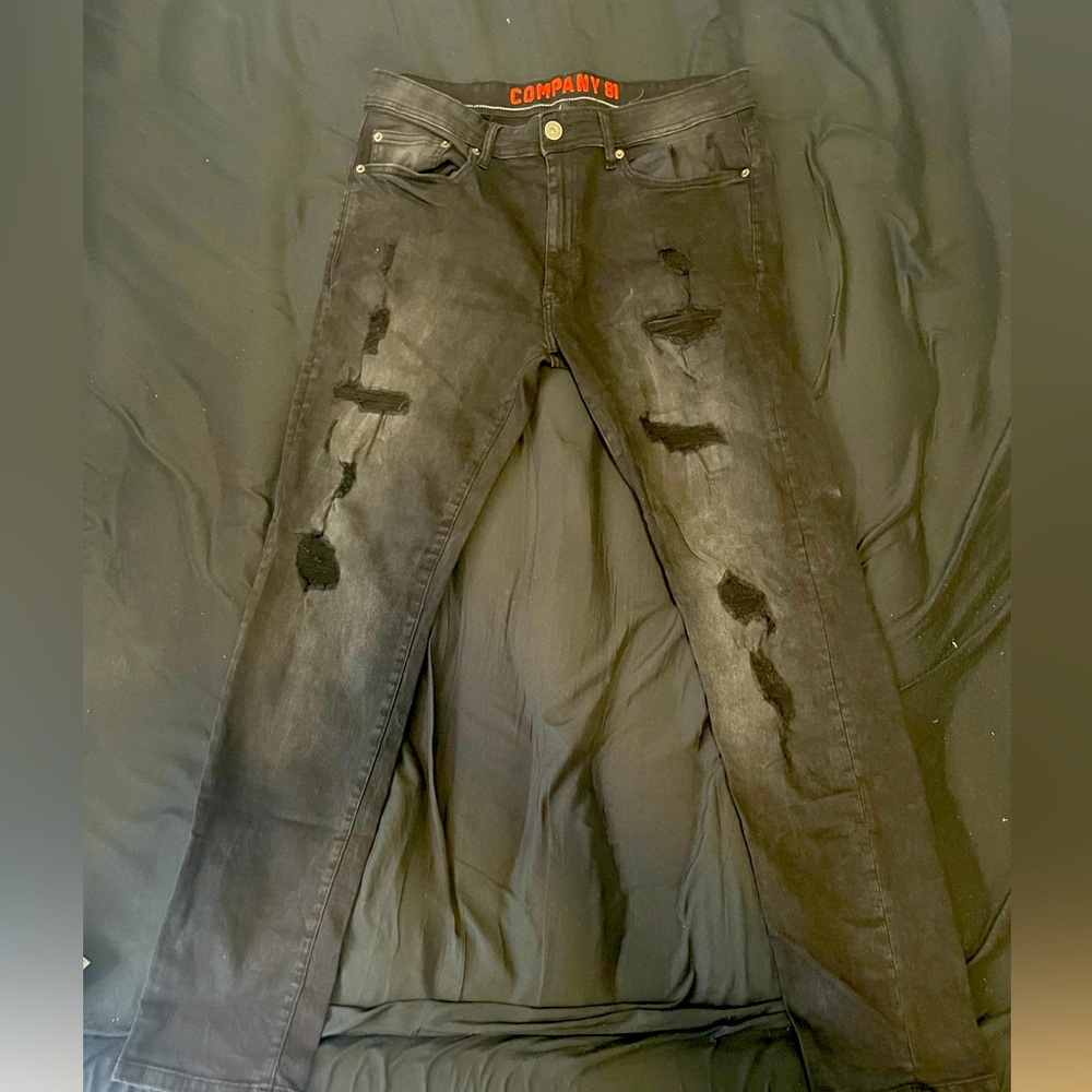 Men’s Company 81 black jeans.